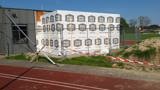 Bouw van het clubgebouw.